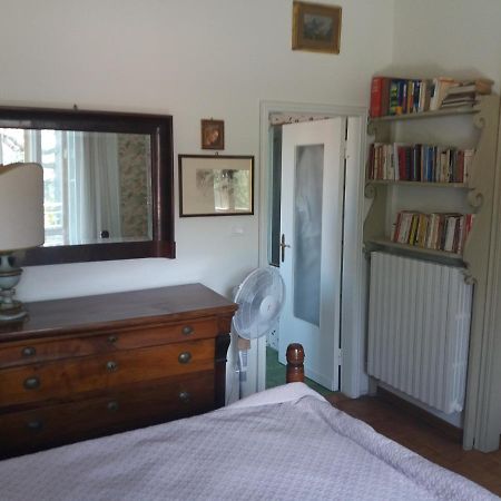Relais Lola Apartment Bologna Bagian luar foto