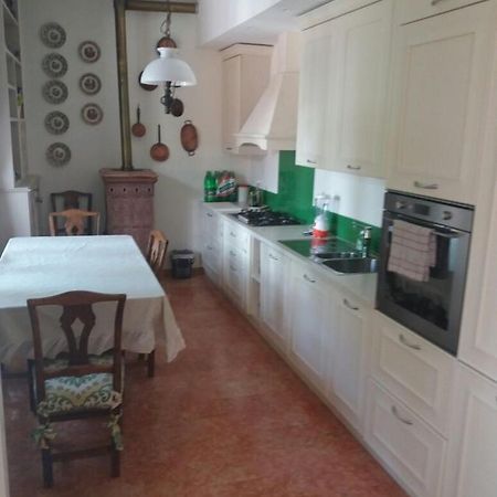 Relais Lola Apartment Bologna Bagian luar foto
