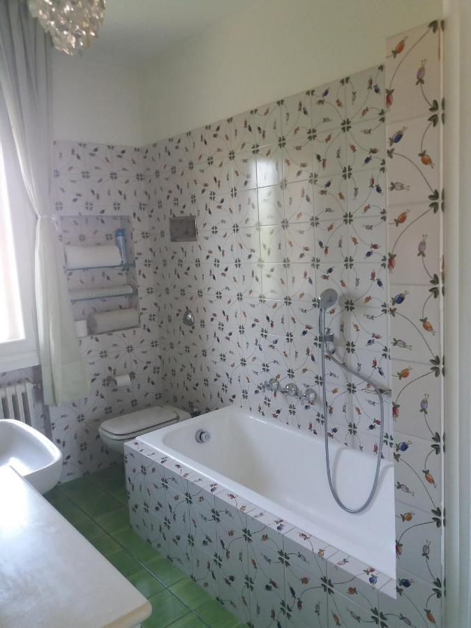 Relais Lola Apartment Bologna Bagian luar foto